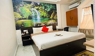 Fabhotel Prince