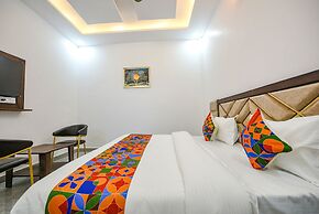 Fabhotel Mountain Inn