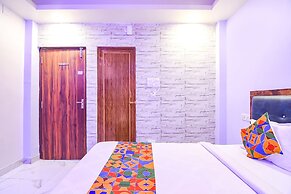 FabHotel Srideep