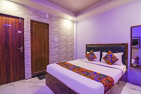 FabHotel Srideep