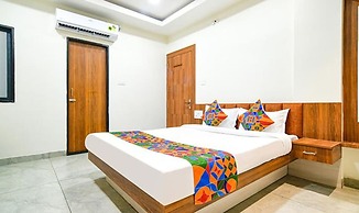 FabHotel Shree Nakoda Paradise
