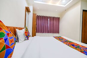 FabHotel Shree Nakoda Paradise