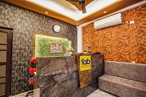 Fabhotel Shree Mahidev Palace
