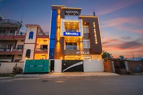 FabHotel JP Villa