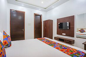 FabHotel JP Villa