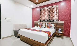 Fabhotel Royal City