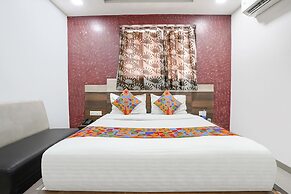 Fabhotel Royal City