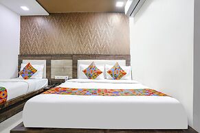 Fabhotel Royal City