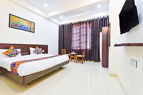 Fabhotel V Five