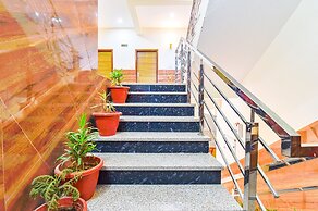 Fabhotel V Five