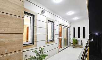 Fabhotel Indian