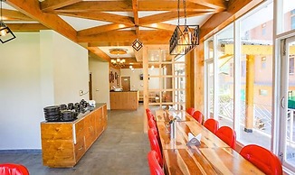 Fabhotel Outhills