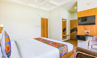 Fabhotel Outhills