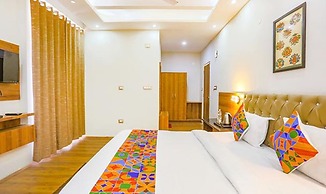 Fabhotel Outhills