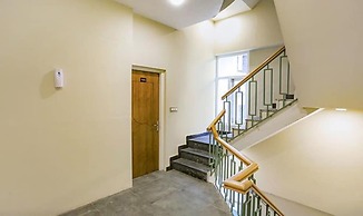 Fabhotel Outhills