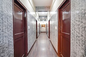 FabHotel Pavithraa Edition