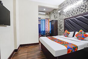 FabHotel Pavithraa Edition