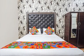 FabHotel Pavithraa Edition