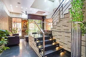 FabHotel Pavithraa Edition