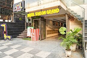 Fabhotel Season Grand