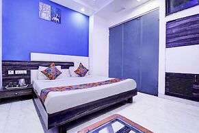 Fabhotel Season Grand