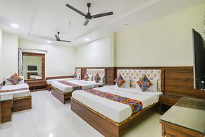 Fabhotel Naresh Palace