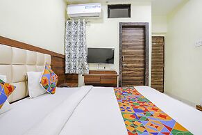Fabhotel Naresh Palace