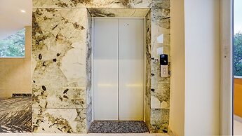 FabHotel D2