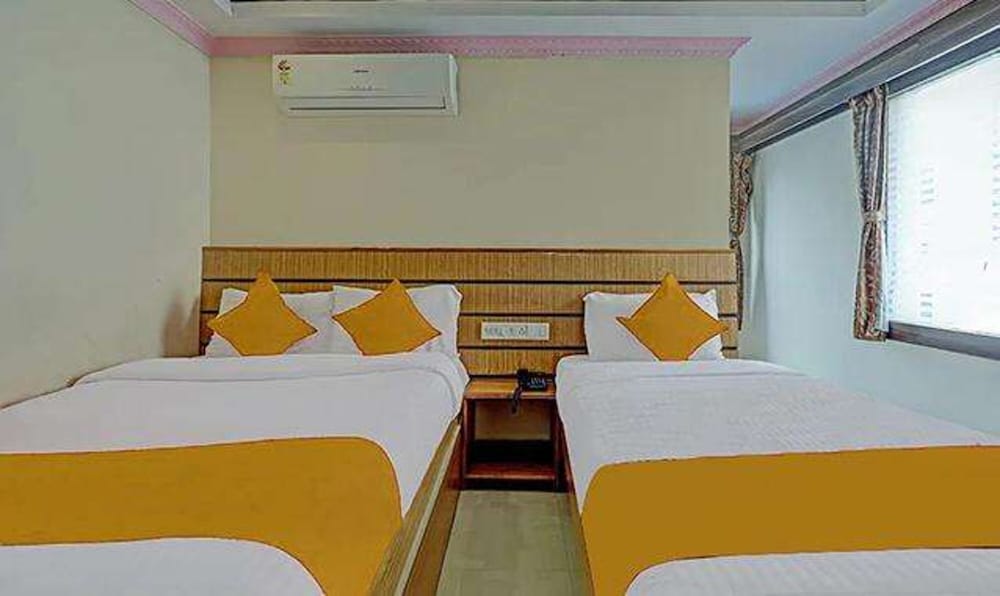 Fabexpress Sakthi Inn