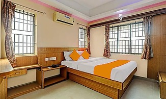 Fabexpress Sakthi Inn