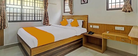 Fabexpress Sakthi Inn