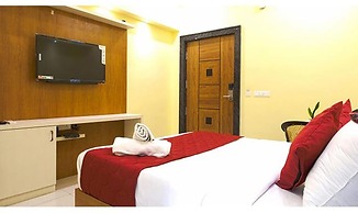 Fabhotel Sb Square