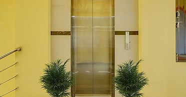 Fabhotel Sb Square