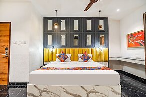 Fabhotel Chs