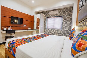 Fabhotel Chs