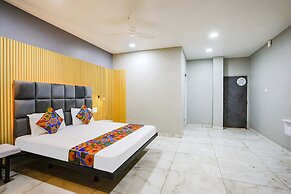Fabhotel The Bell