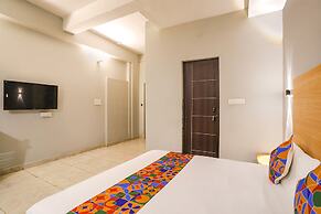 Fabhotel The Bell