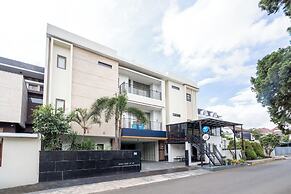 Rehat at Dago Sky