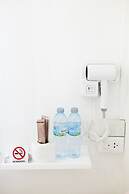 Transit Donmueang Airport Hostel