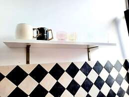 Apartment in Historic Building - Sleeps 4