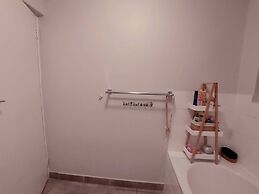 Room in B&B - Your Peaceful Haven, Unique Shared Space That Feels Like