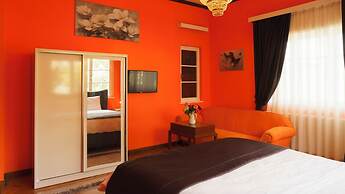 Hotel Renk Palas