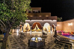 Palais Shazam & Spa
