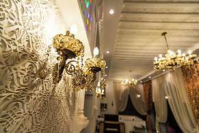 Palais Shazam & Spa