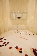 Palais Shazam & Spa