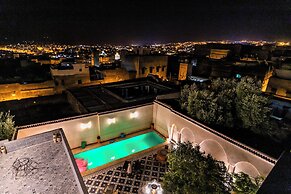 Palais Shazam & Spa