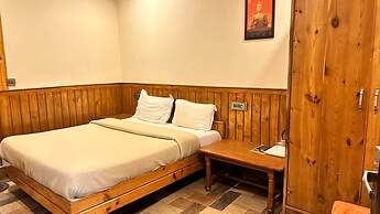Hotel Wood Castle