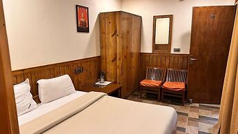 Hotel Wood Castle