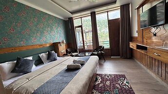 Hotel Wood Castle