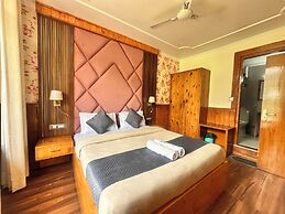 Hotel Wood Castle